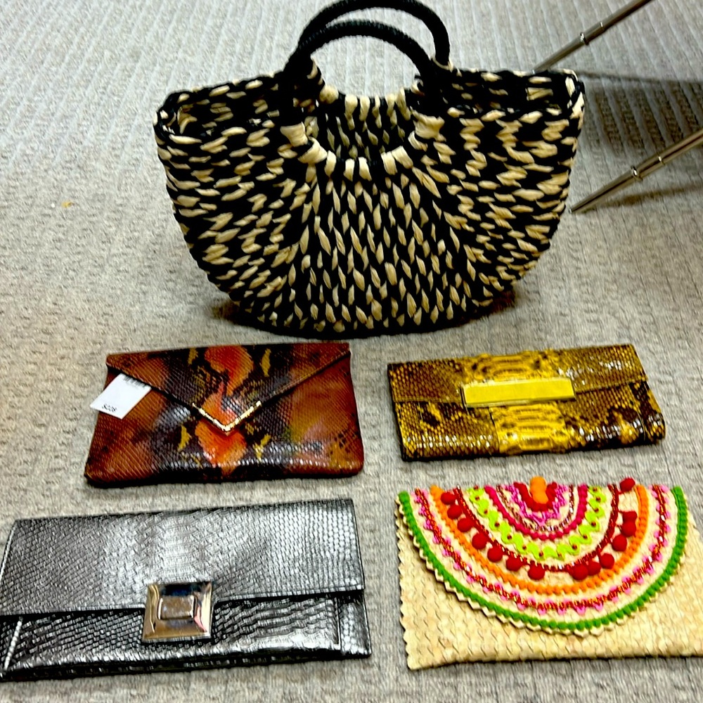 5 amazing clutches, and beach bag all sold as a set!
